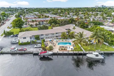 199 E Mcnab Rd #101, Pompano Beach: photo 1 of 18