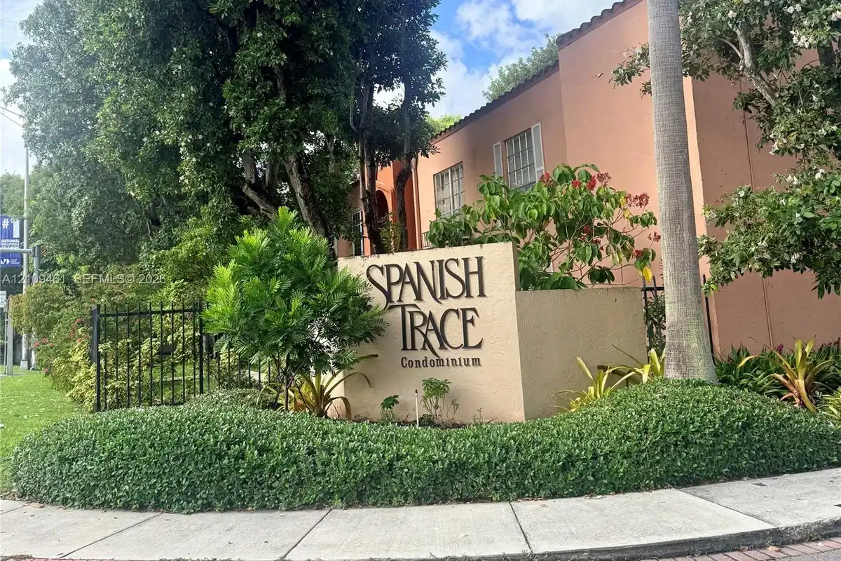 10776 N Kendall Dr #F11, Miami: photo 1 of 22
