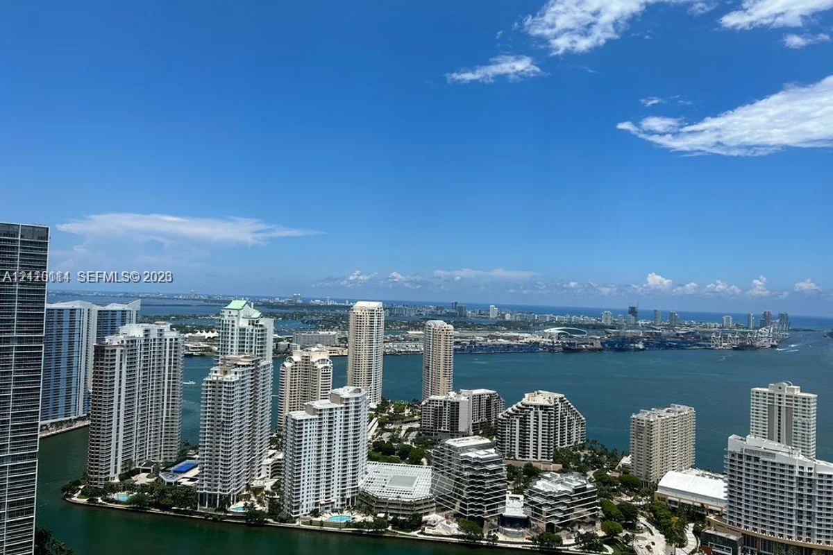 950 Brickell Bay Dr #5108, Miami: photo 1 of 33