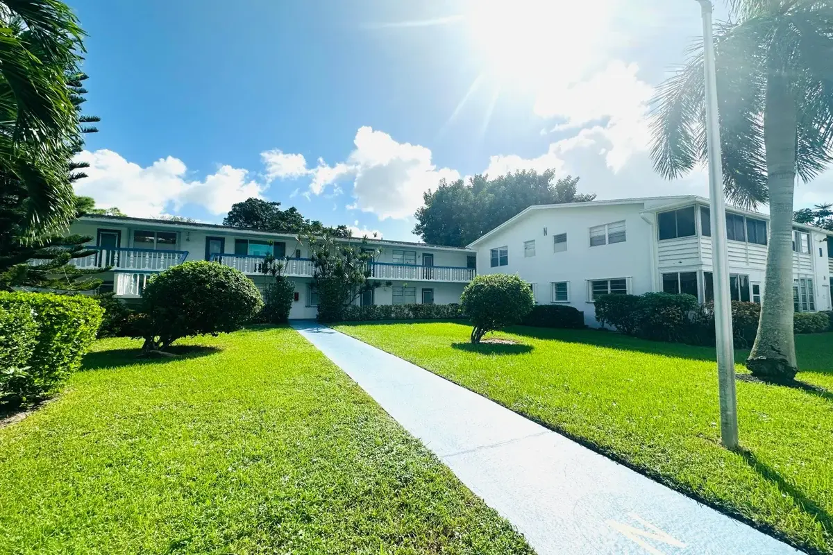 425 Durham N, Deerfield Beach: photo 1 of 55