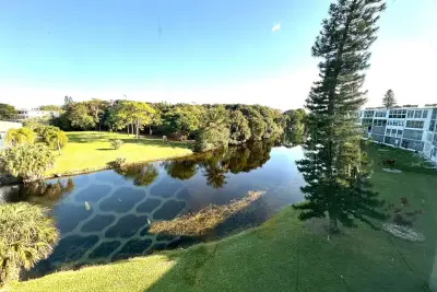 4011 Newport G, Deerfield Beach: photo 1 of 55