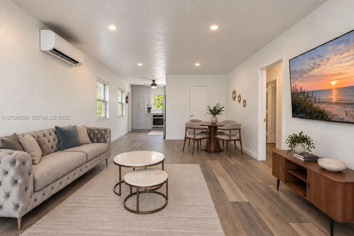 821 84th St, Miami Beach: photo 1 of 20