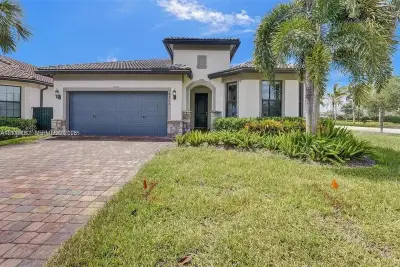 8324 Catria Ln, Lake Worth: photo 1 of 1