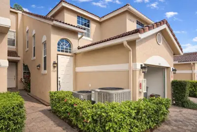 6560 Villa Sonrisa Dr #1321, Boca Raton: photo 1 of 17