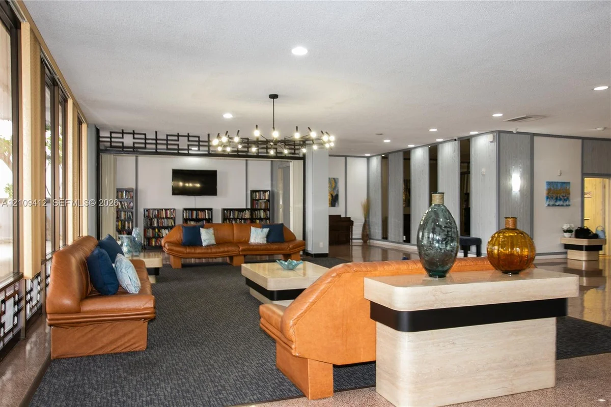 137 Golden Isles Dr #408, Hallandale Beach: photo 1 of 26