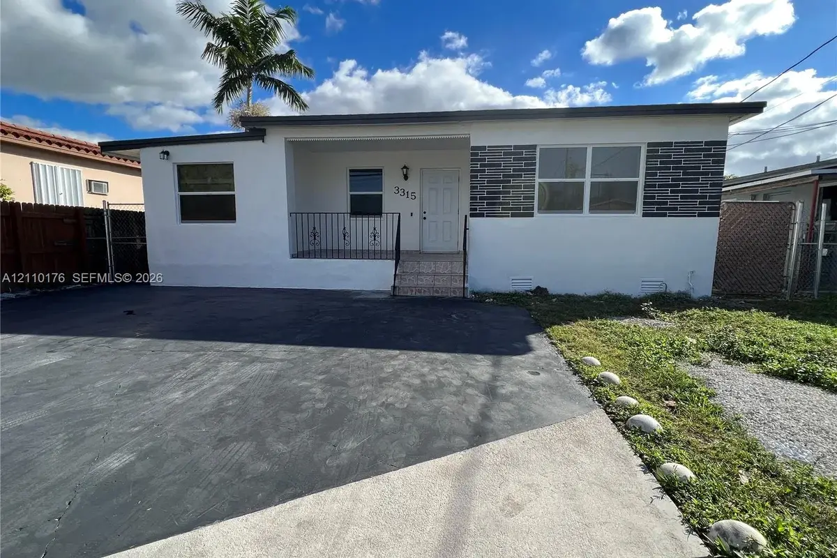 3315 SW 91st Ave #1, Miami: photo 1 of 11
