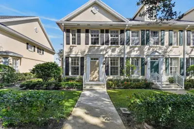 340 Jacaranda Dr, Jupiter: photo 1 of 28