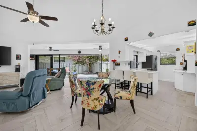 1127 E Seminole Ave #15D, Jupiter: photo 1 of 43