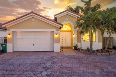 24111 SW 107th Ave, Homestead: photo 1 of 47
