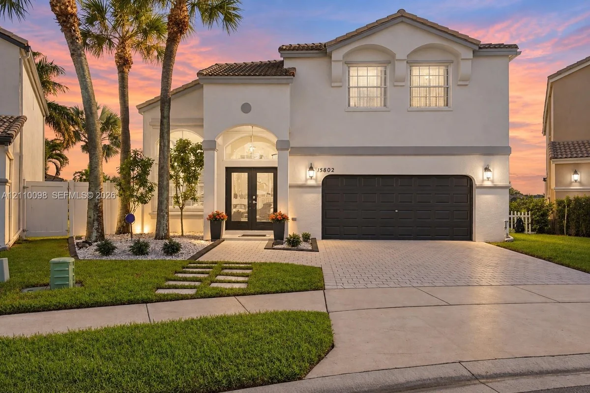 15802 NW 14th Manor, Pembroke Pines: photo 1 of 56