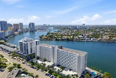 511 Bayshore Dr #410, Fort Lauderdale: photo 1 of 67
