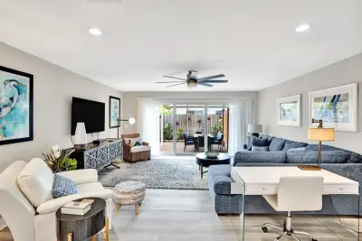 1236 NE 18th Ave #B-C, Fort Lauderdale: photo 1 of 54