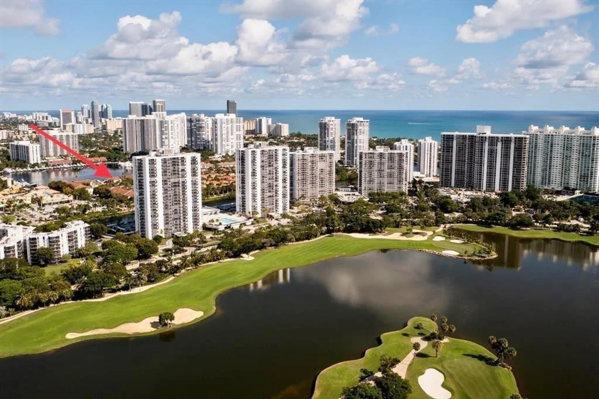 3625 N Country Club Dr #210, Aventura: photo 1 of 38
