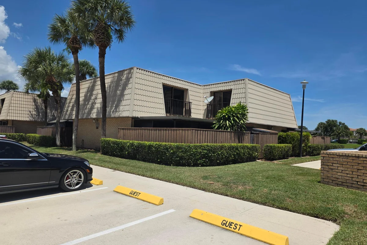 6507 65th Way, West Palm Beach: photo 1 of 11