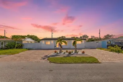 148 Browning E, West Palm Beach: photo 1 of 20