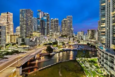 350 S Miami Ave #1106, Miami: photo 1 of 100