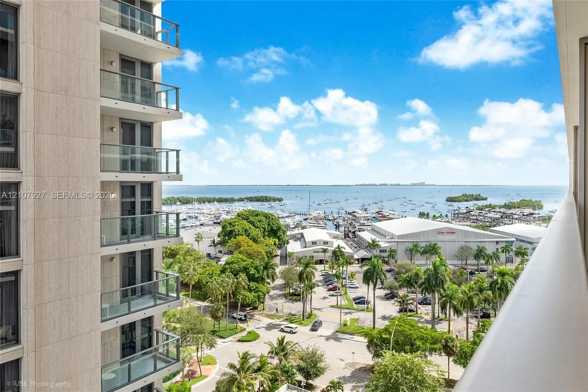 2655 S Bayshore Dr #910, Miami: photo 1 of 15