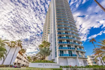 1945 S Ocean Dr #1610, Hallandale Beach: photo 1 of 28