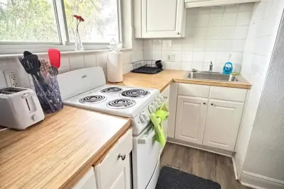 3071 SW 27th Ave #19, Miami: photo 1 of 13