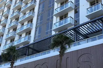1611 SW 2nd Ave #310, Miami: photo 1 of 27