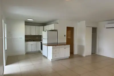 1411 N Dixie Hwy #6, Fort Lauderdale: photo 1 of 30