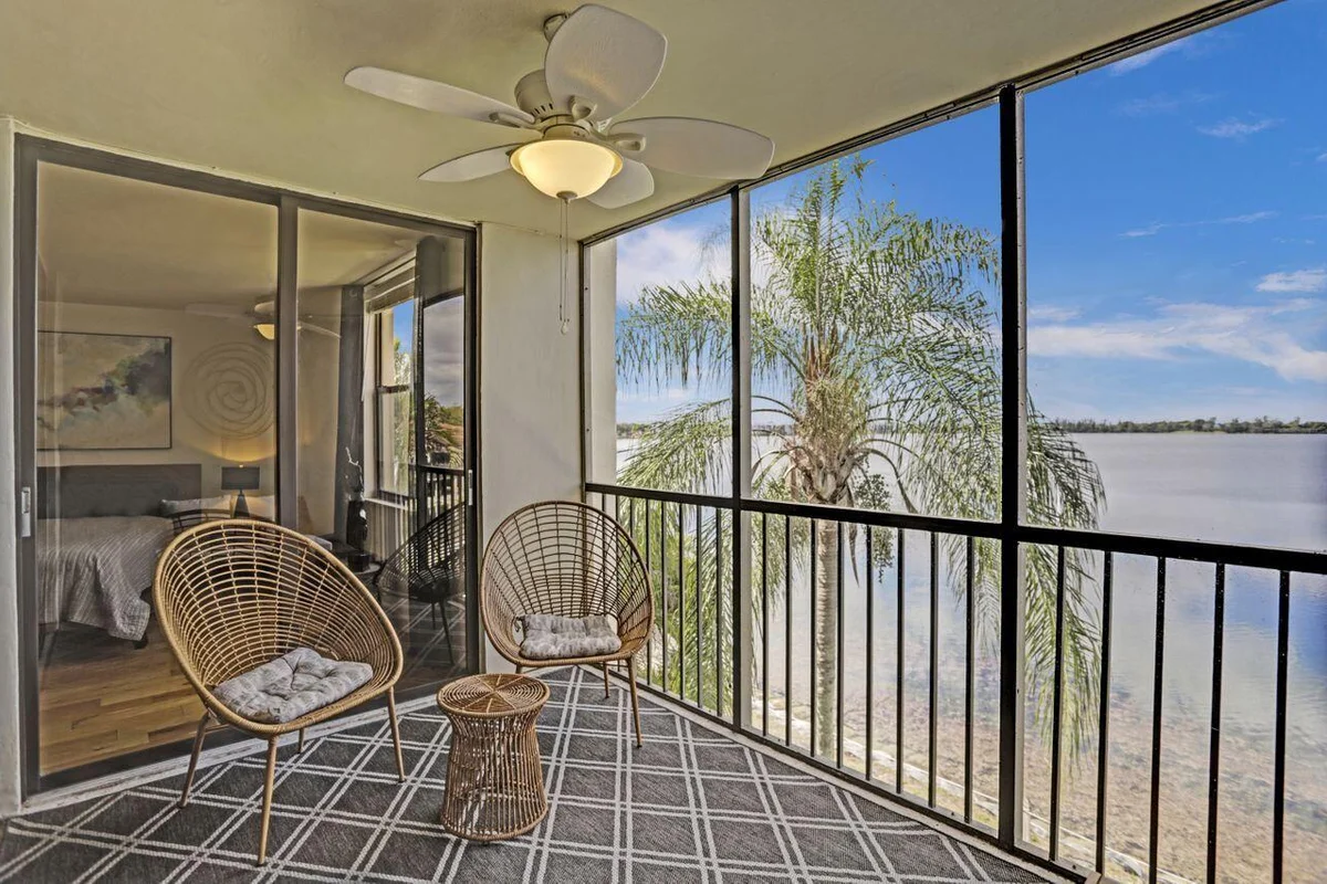 109 Lake Emerald Dr #305, Oakland Park: photo 1 of 29