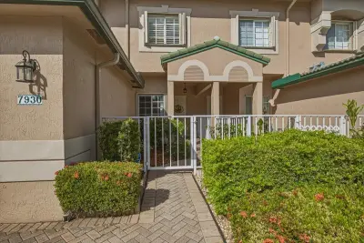7930 Exeter Cir W, Tamarac: photo 1 of 40