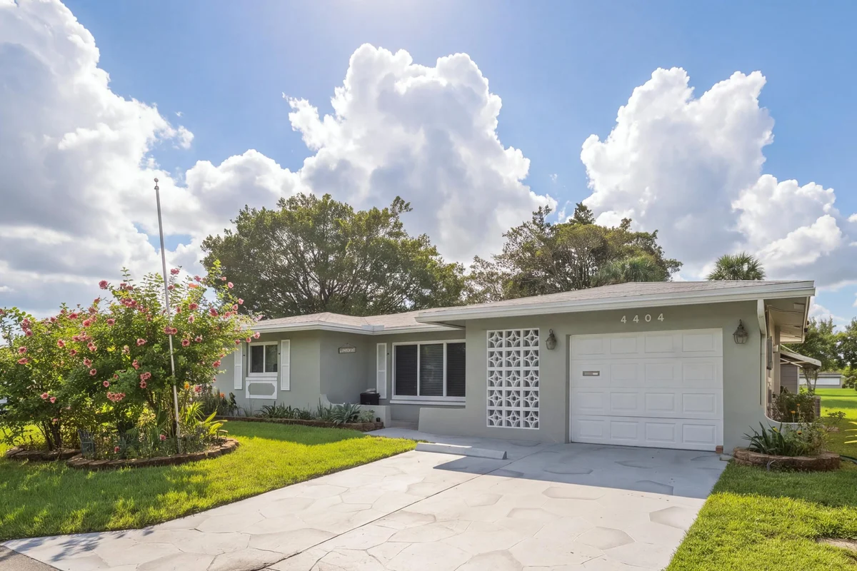 4404 NW 45th Ct, Tamarac: photo 1 of 19