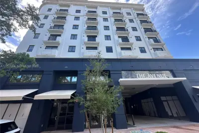 4220 Laguna St #308, Coral Gables: photo 1 of 20