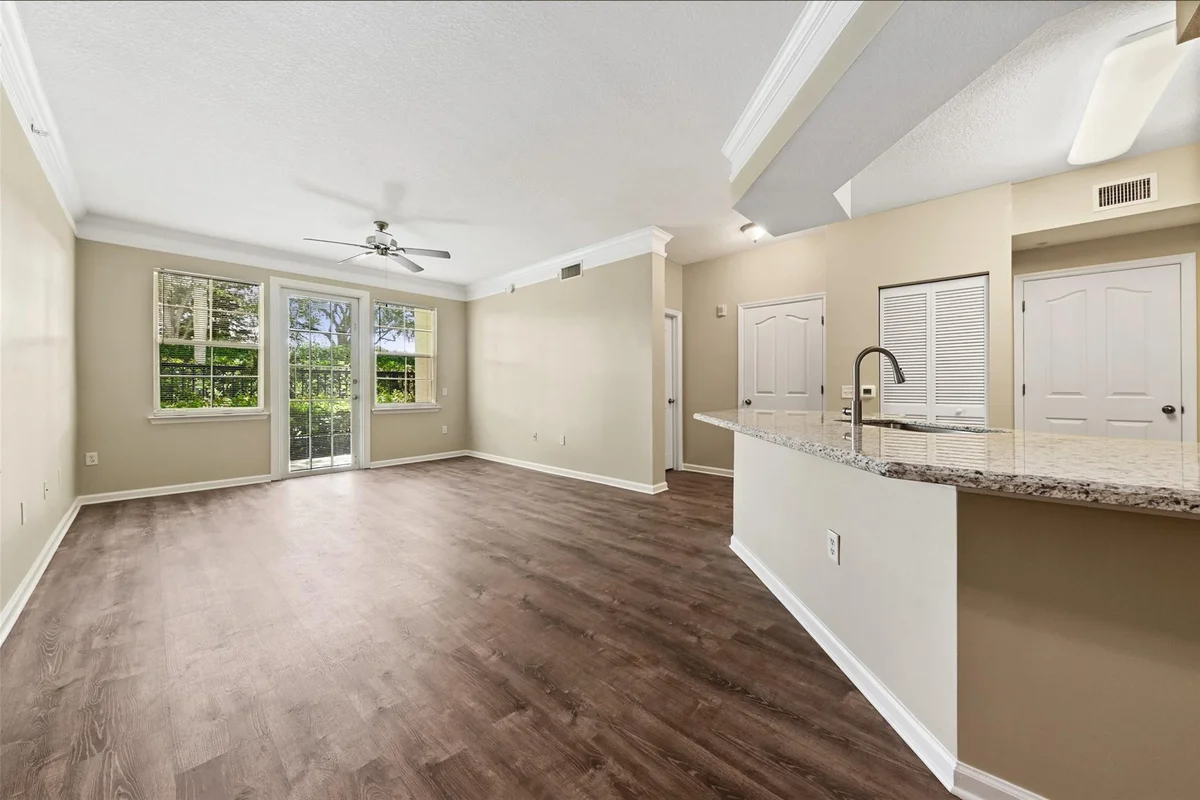 9905 Baywinds Dr #2104, West Palm Beach: photo 1 of 15