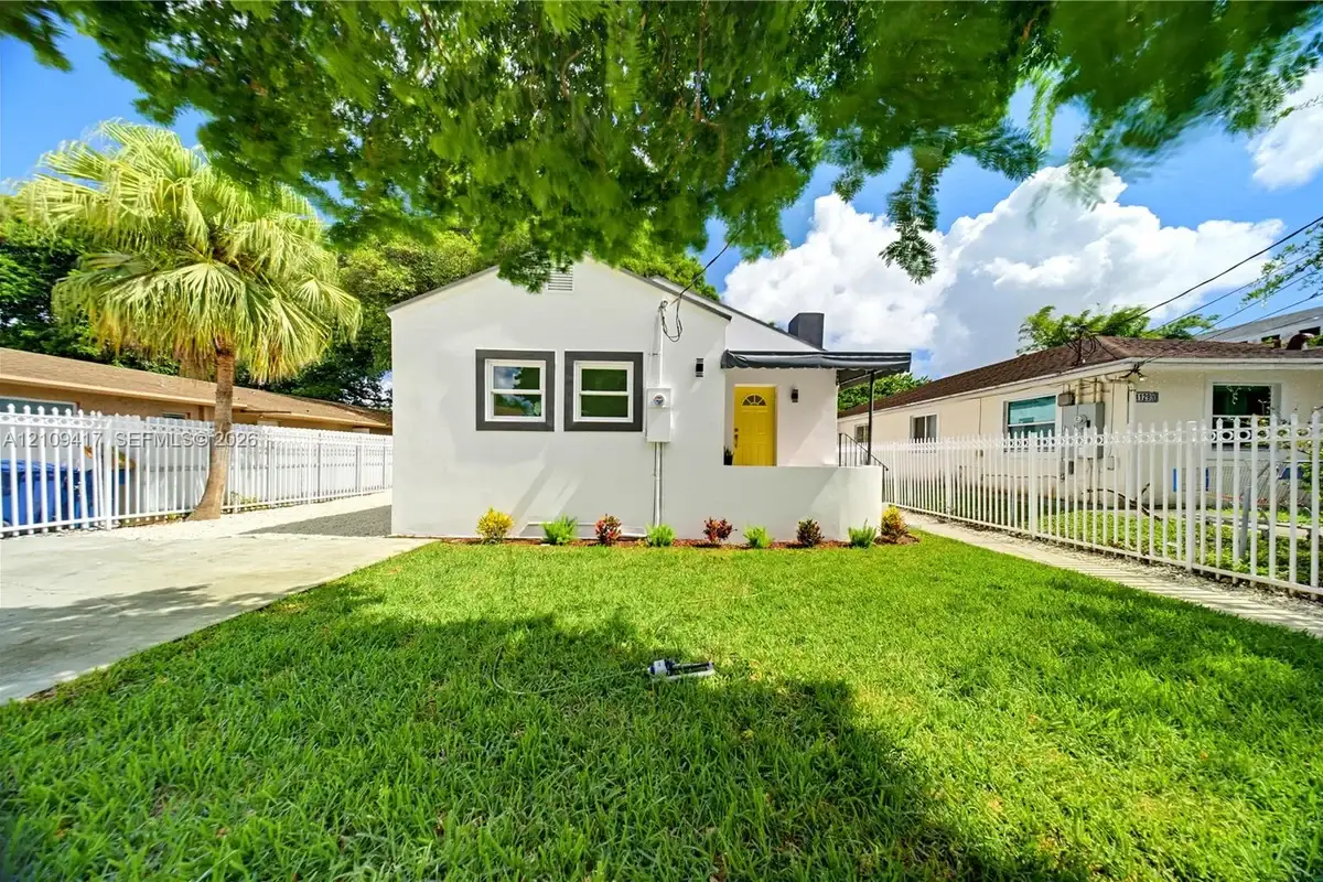 4133 NW 22nd Ct, Miami: photo 1 of 27