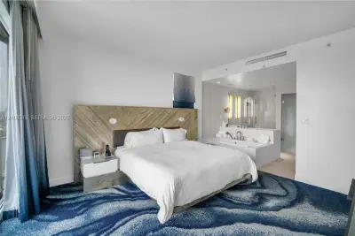 3101 Bayshore Dr #701, Fort Lauderdale: photo 1 of 26
