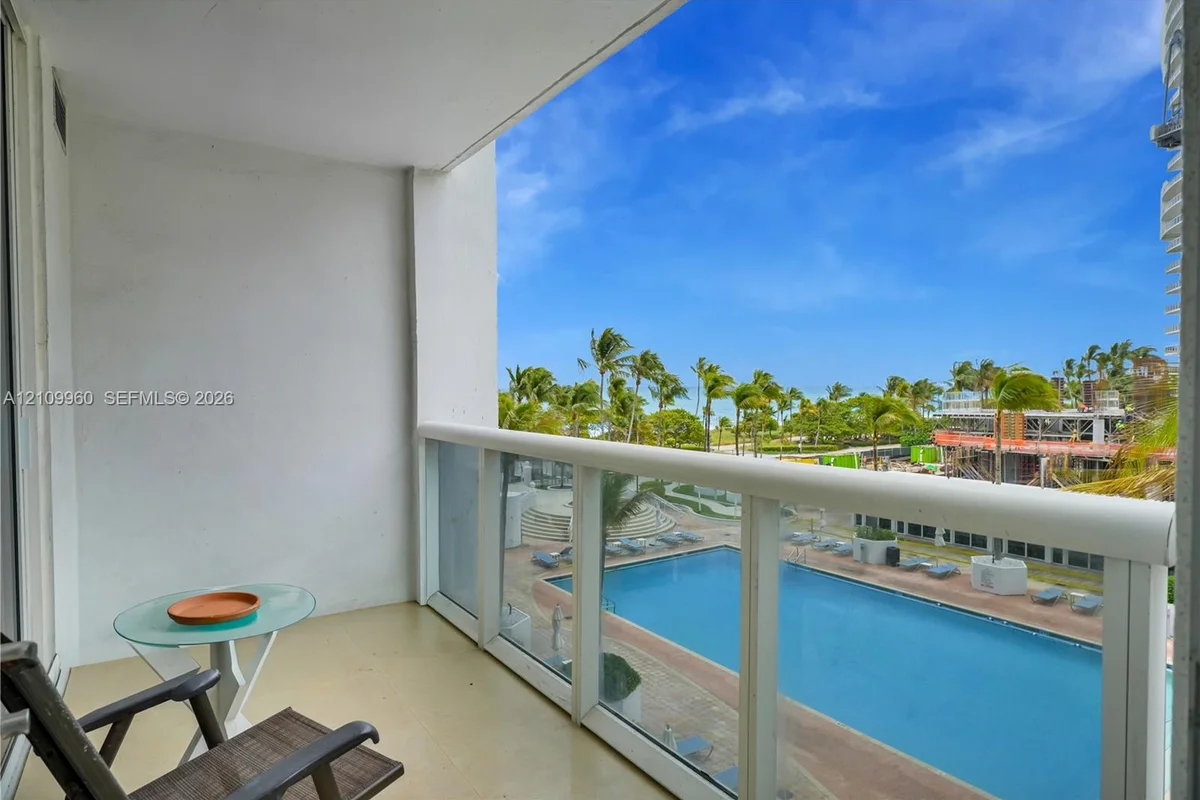 10275 Collins Ave #315, Bal Harbour: photo 1 of 30