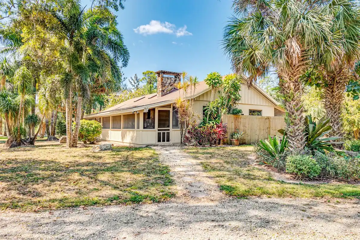 1313 D Rd, Loxahatchee: photo 1 of 38