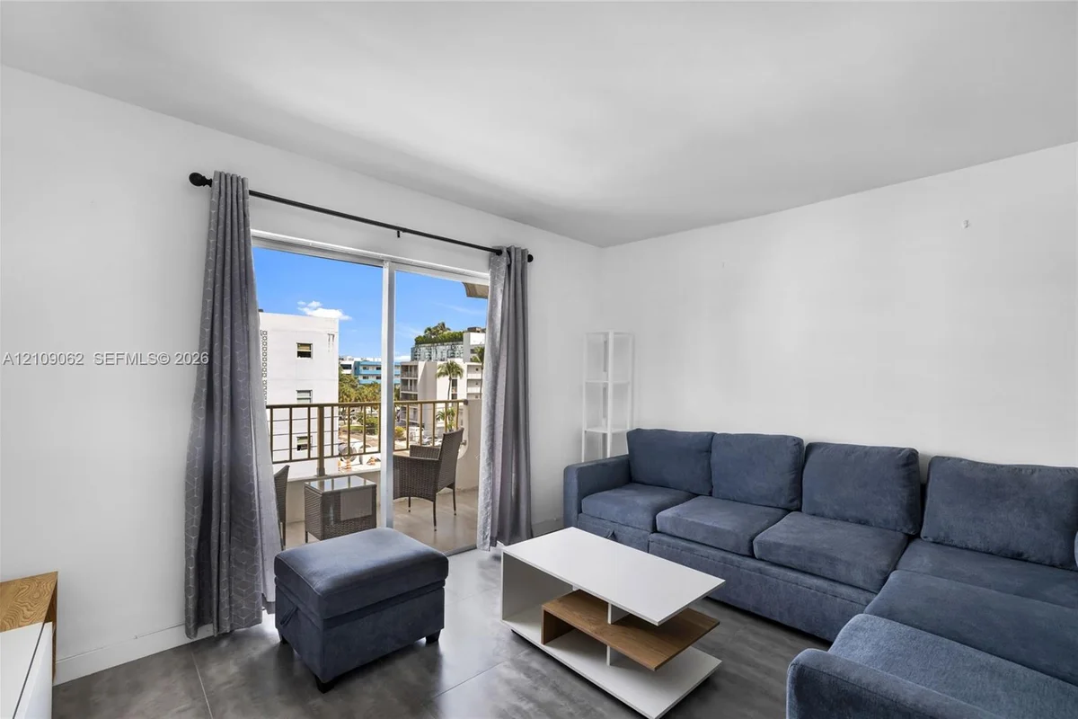 1580 West Ave #504, Miami Beach: photo 1 of 21