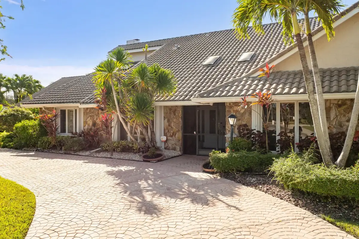 8610 Banyan Way, Tamarac: photo 1 of 41