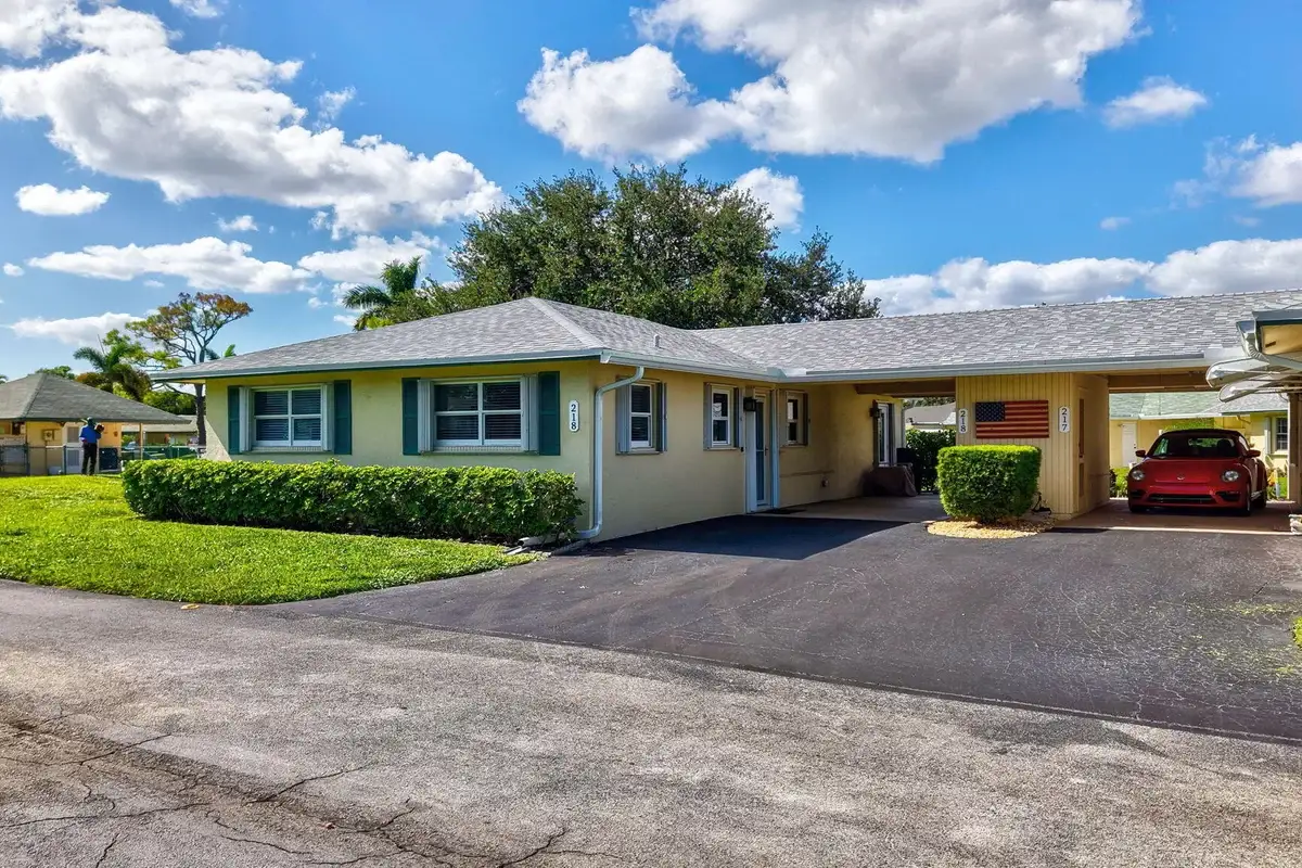 218 Cardinal Ln, Delray Beach: photo 1 of 44