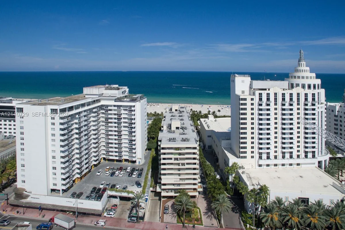 1621 Collins Ave #703, Miami Beach: photo 1 of 15