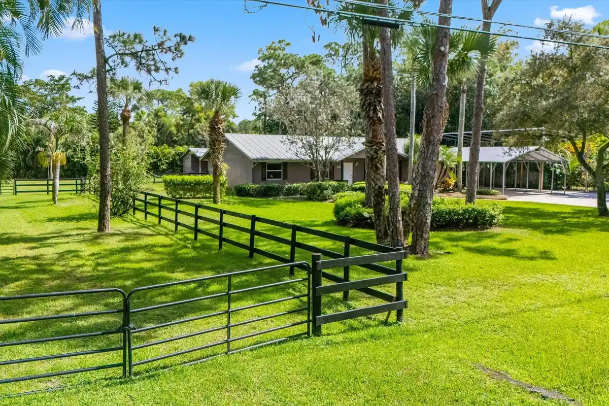 4692 122nd Dr N, West Palm Beach: photo 1 of 56