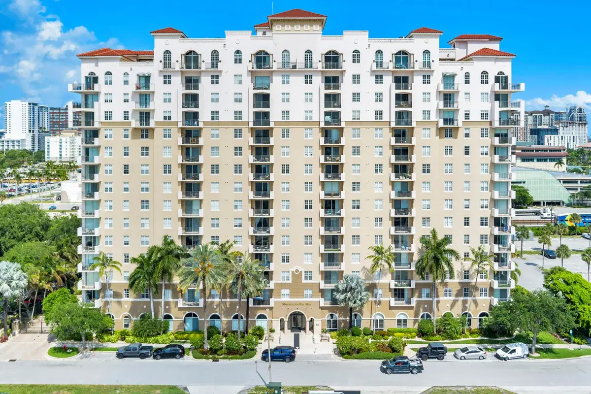 616 Clearwater Park Rd #412, West Palm Beach: photo 1 of 27