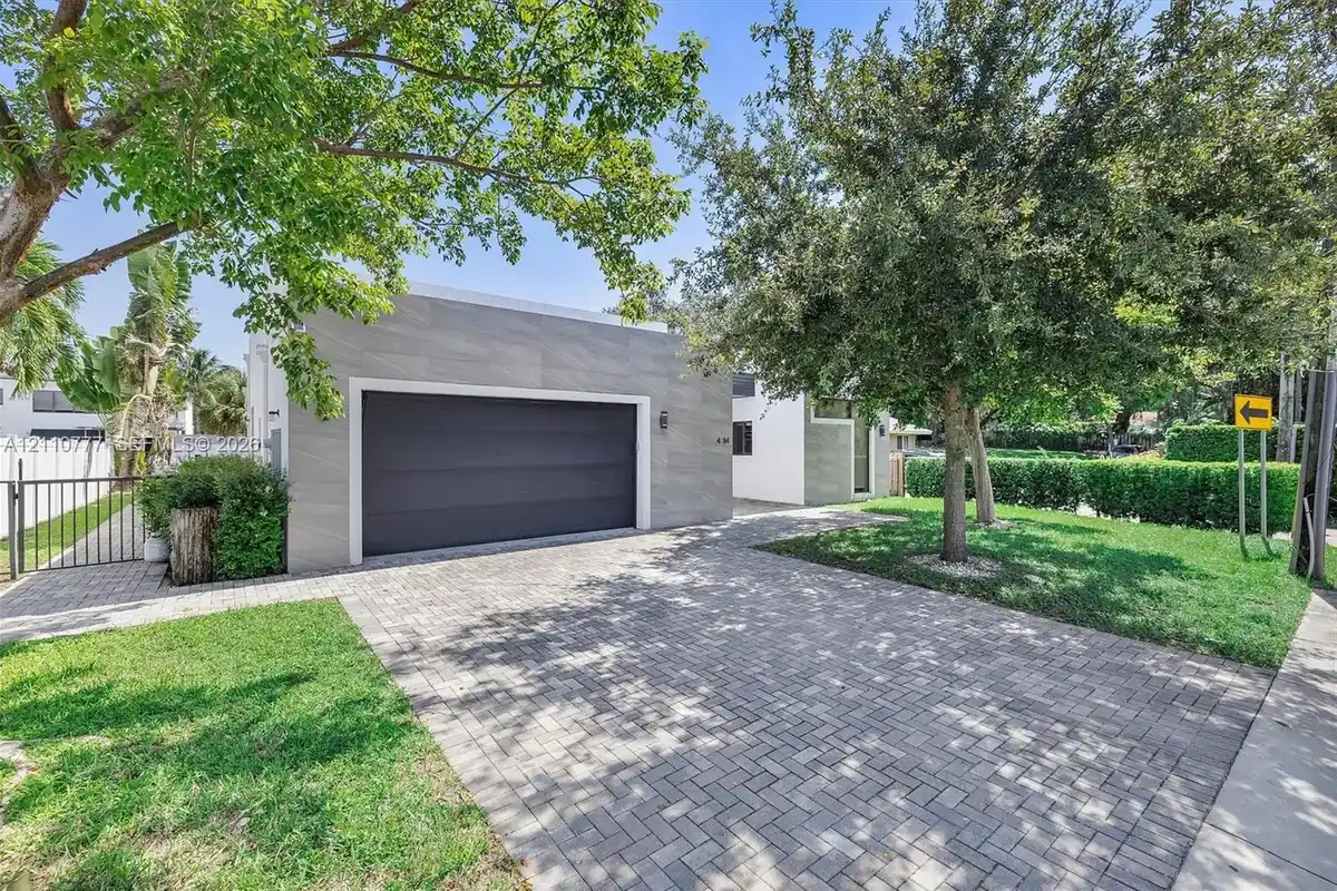 4484 SW 26th Ave, Fort Lauderdale: photo 1 of 28