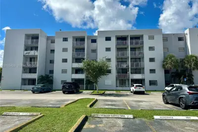 8145 NW 7th St #308, Miami: photo 1 of 56