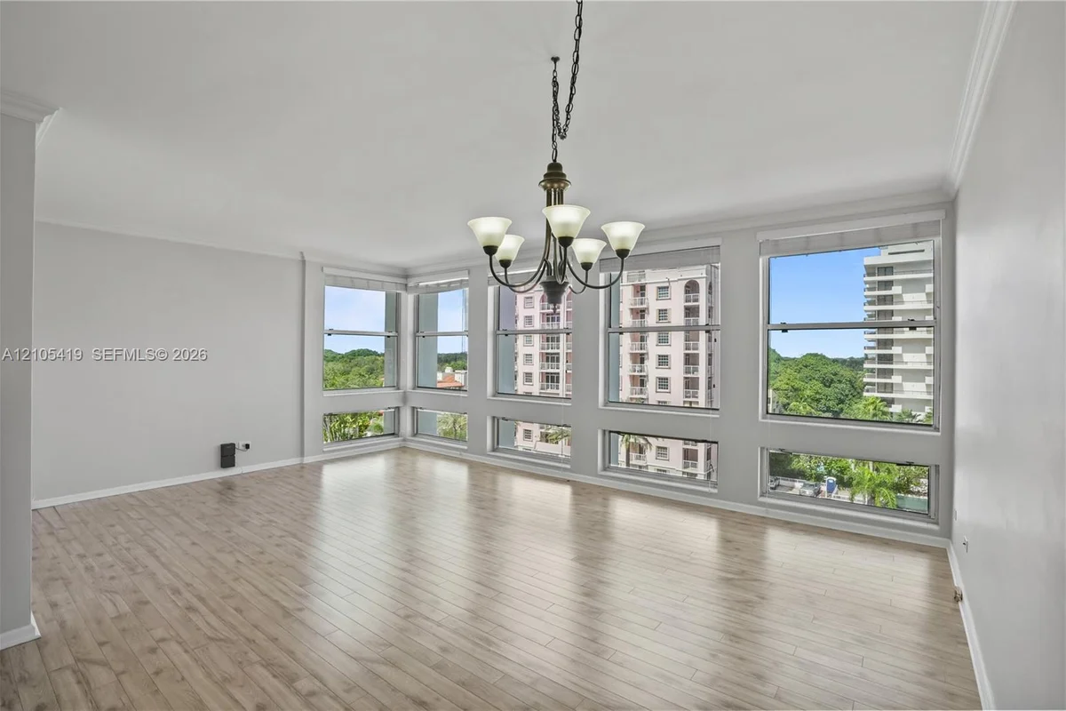700 Biltmore Way #711, Coral Gables: photo 1 of 18