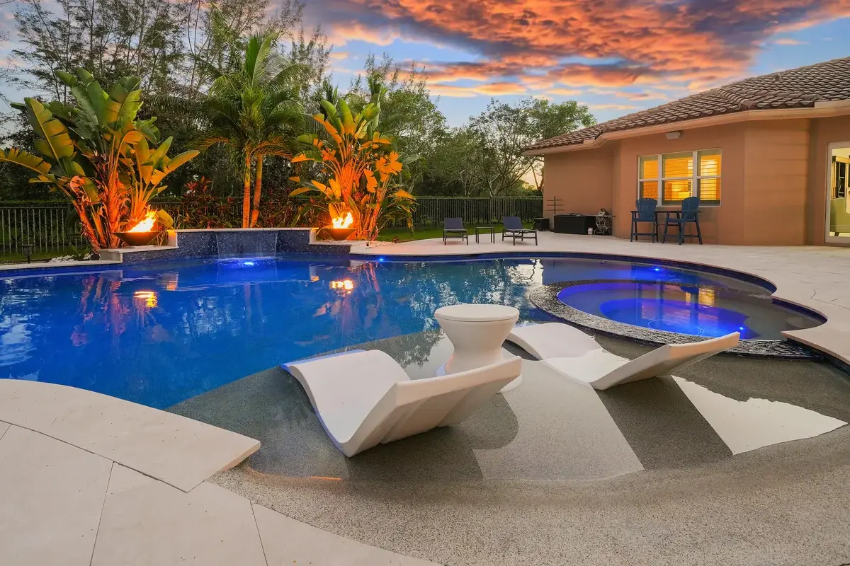 7630 Maywood Crest Dr, Palm Beach Gardens: photo 1 of 100
