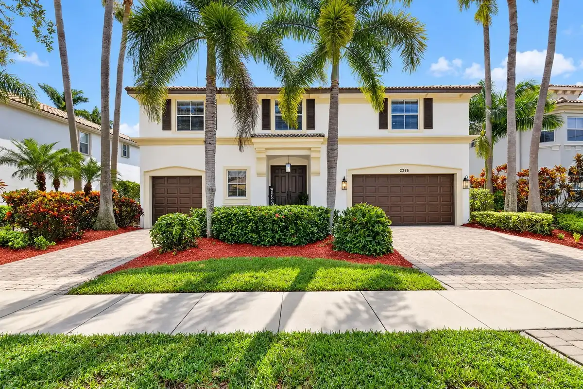 2286 Merriweather Way, Wellington: photo 1 of 101