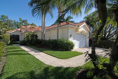 12587 Mallet Cir, Wellington: photo 1 of 44