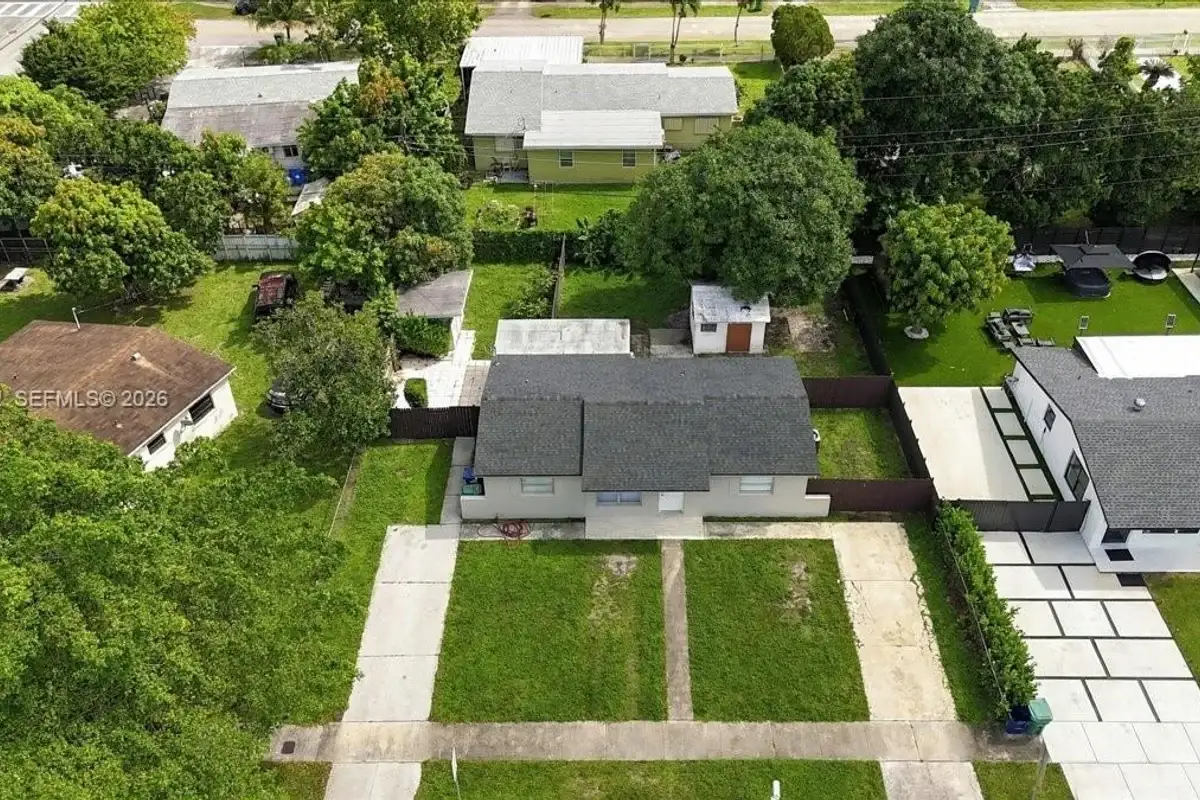 20611 NW 23rd Ct, Miami Gardens: photo 1 of 16