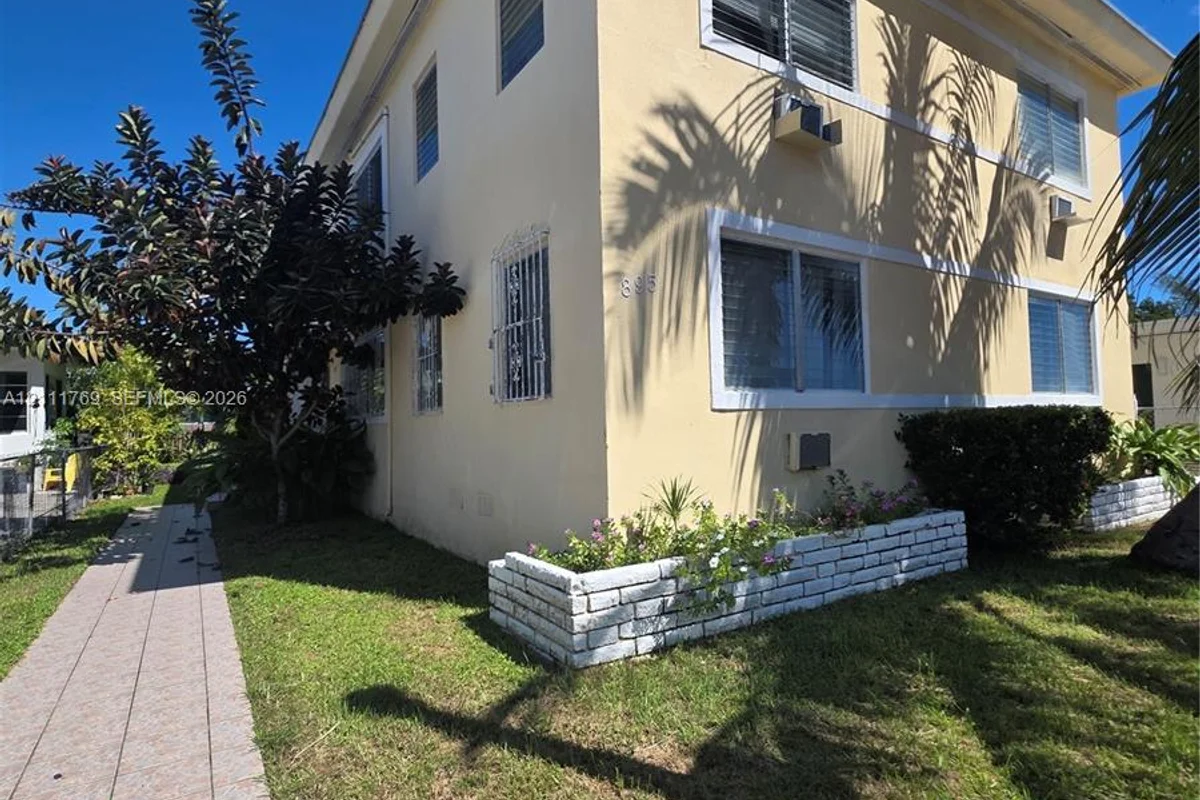 895 80th St #D, Miami Beach: photo 1 of 15
