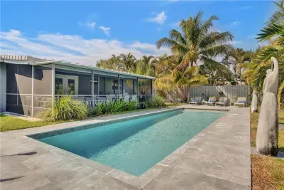 5120 NE 17th Ave, Fort Lauderdale: photo 1 of 53
