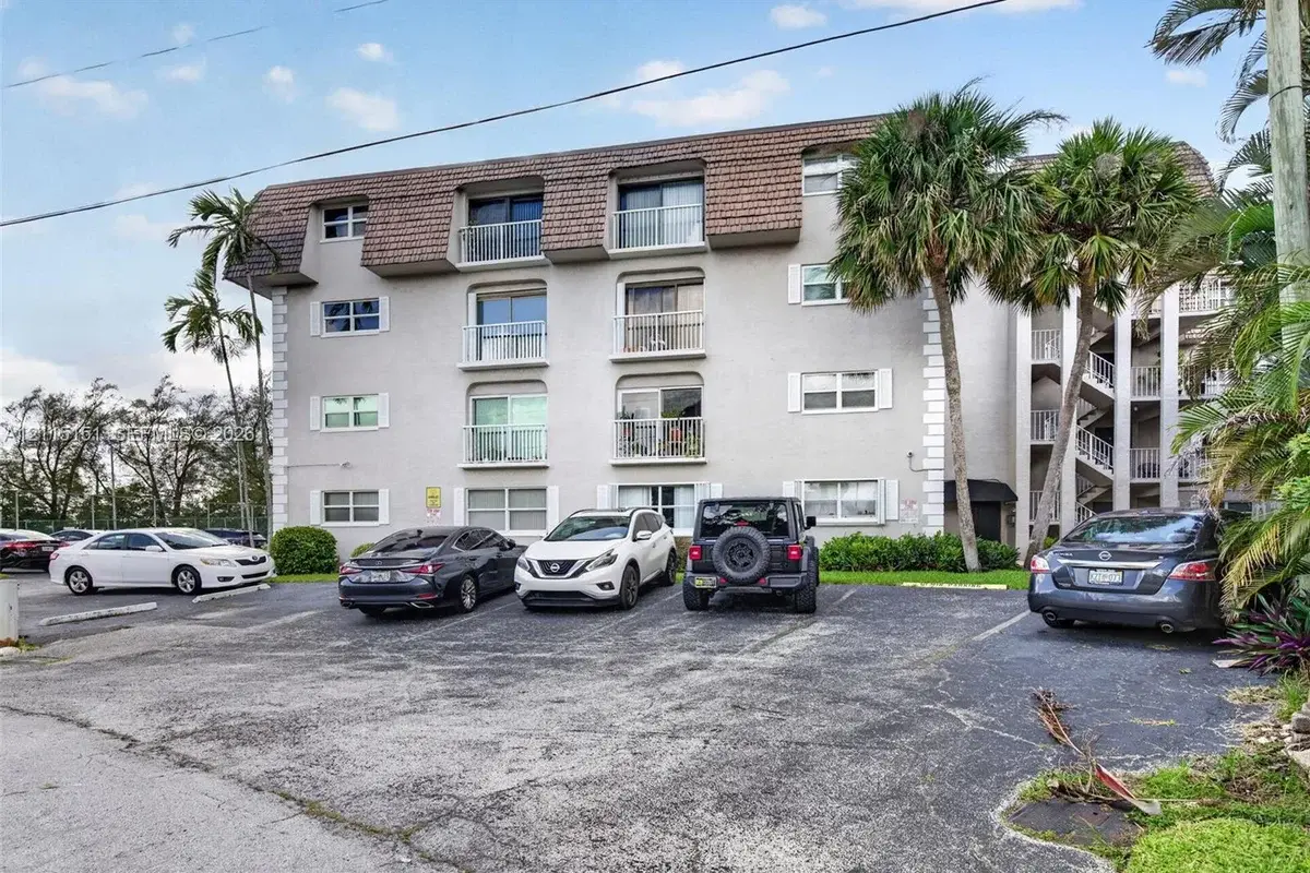 5951 NE 14th Ln #408N, Fort Lauderdale: photo 1 of 41